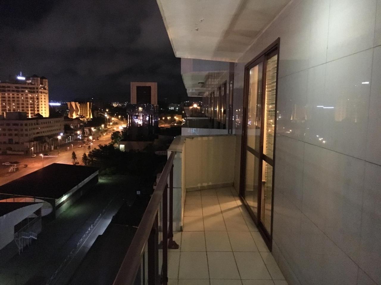 Djeug'Appart Hotel Yaoundé Exterior foto
